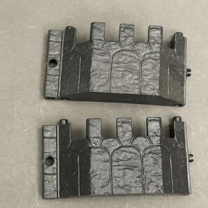Mattel Fisher Price Imaginext Castle 2001 Replacement Parts Pieces Lot of 2